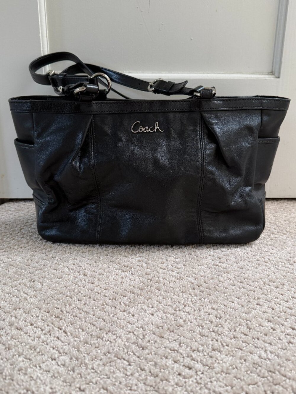 VINTAGE COACH BAG